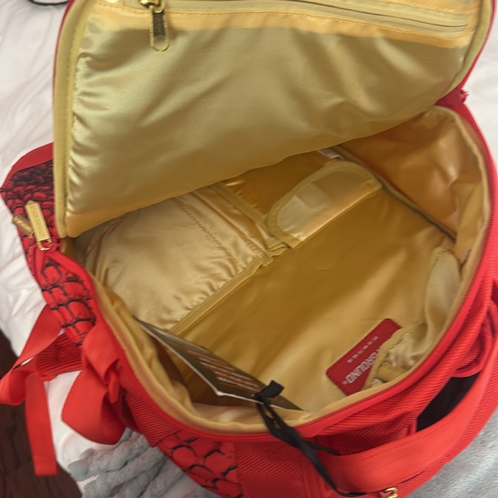 SPRAYGROUND BACKPACK - Picture 3 of 3